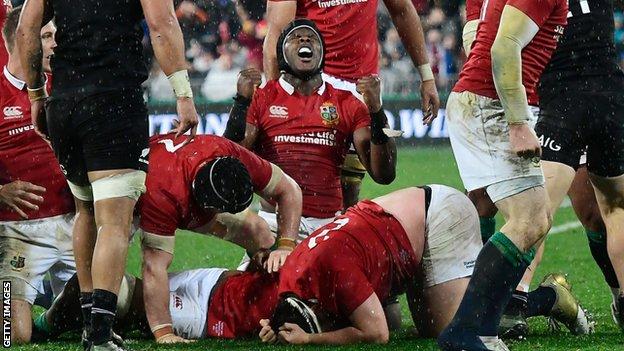 Maro Itoje