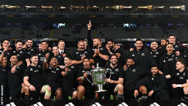 New Zealand win the Bledisloe Cup