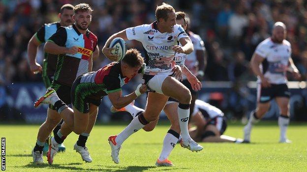 Max Malins in action for Saracens against Harlequins